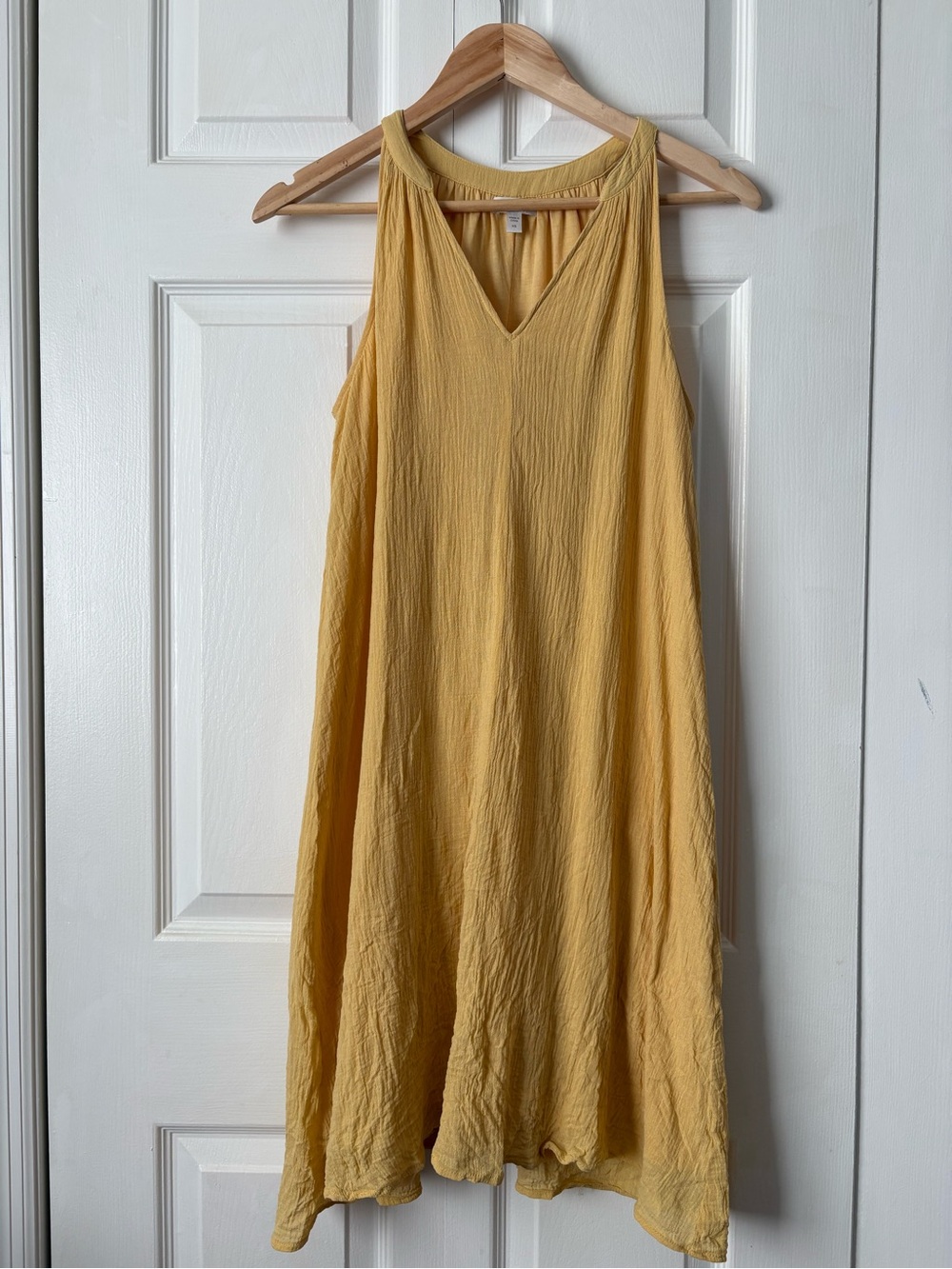 Sleeveless V-Neck Flowy Yellow Sundress